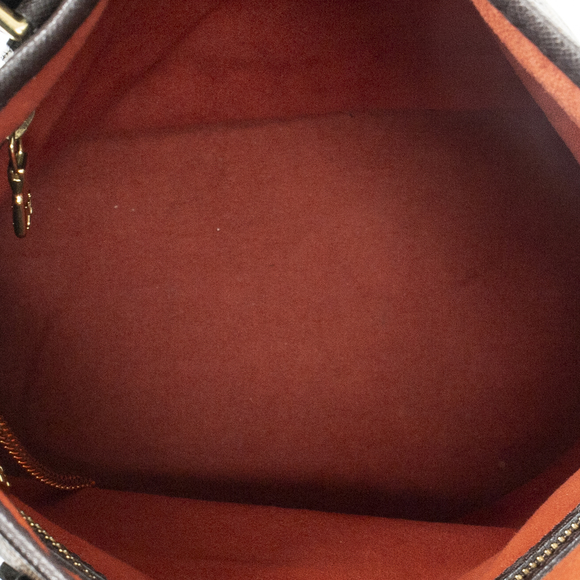 Louis Vuitton Marais - Picture 9 of 10